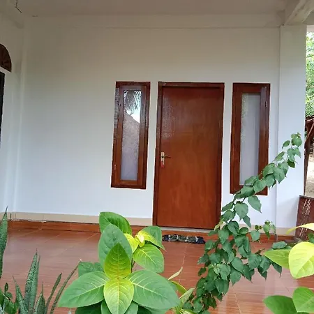 Azka Homestay Kuta  Exterior photo